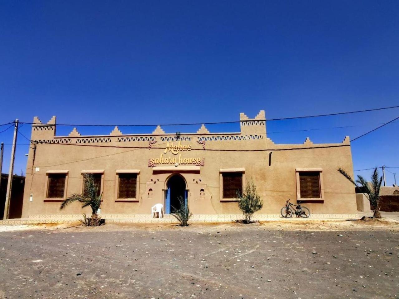 Отель Sahara House Мерзуга Экстерьер фото